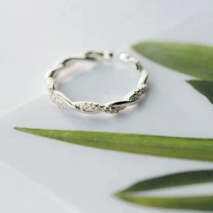 Luminary Lace Ring - Diana & Jewel